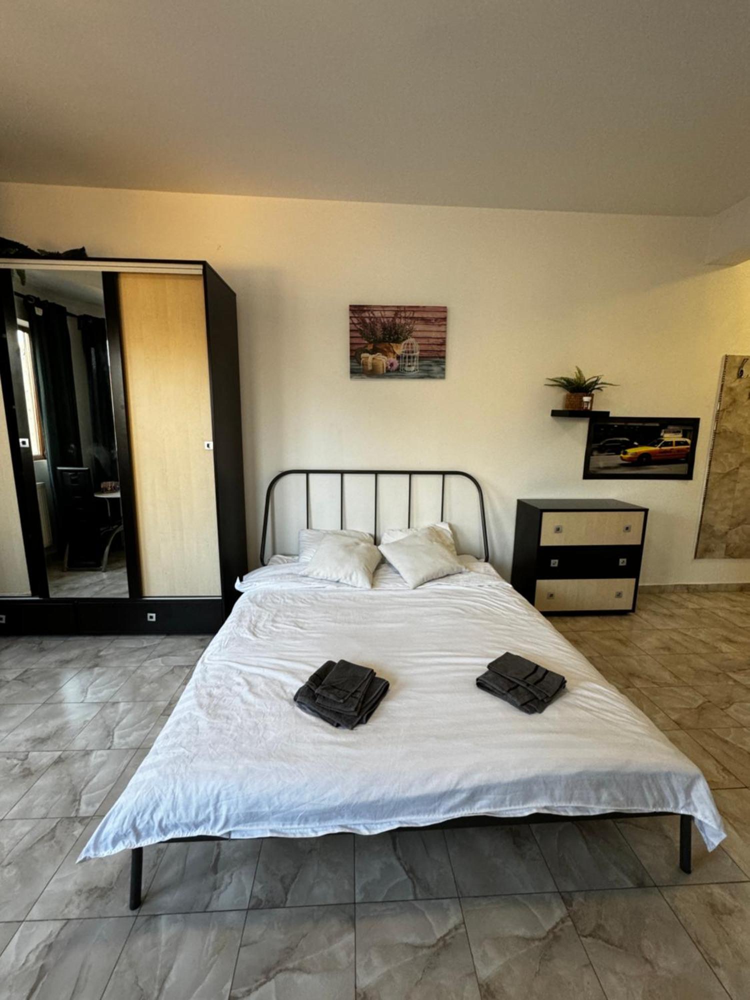 בוקרשט Old Town Studios By Chr Luxury Property מראה חיצוני תמונה
